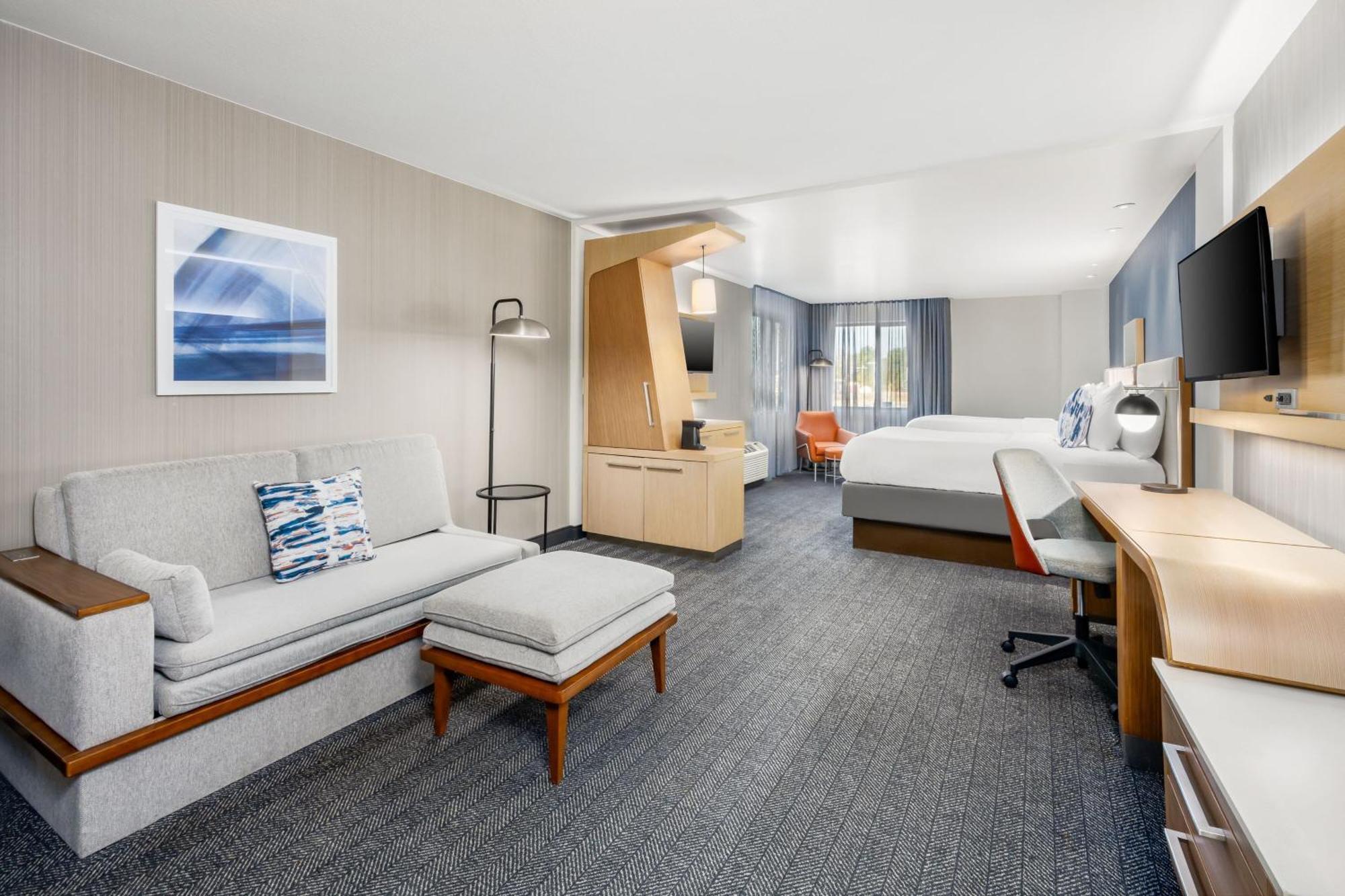 Courtyard By Marriott Columbus Phenix City Esterno foto